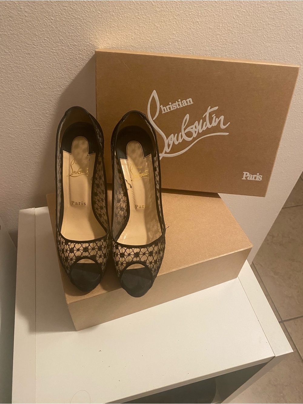 Christian Louboutin Very Lace 120 Black Lace Peep Toe Heels 38.5